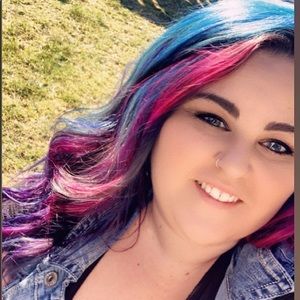 Meet your Posher, Brianna